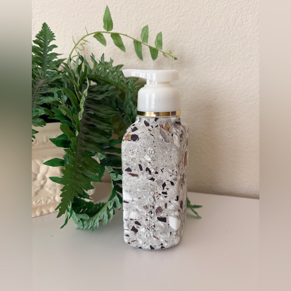 Bath & Body Works Marble Soap Dispenser